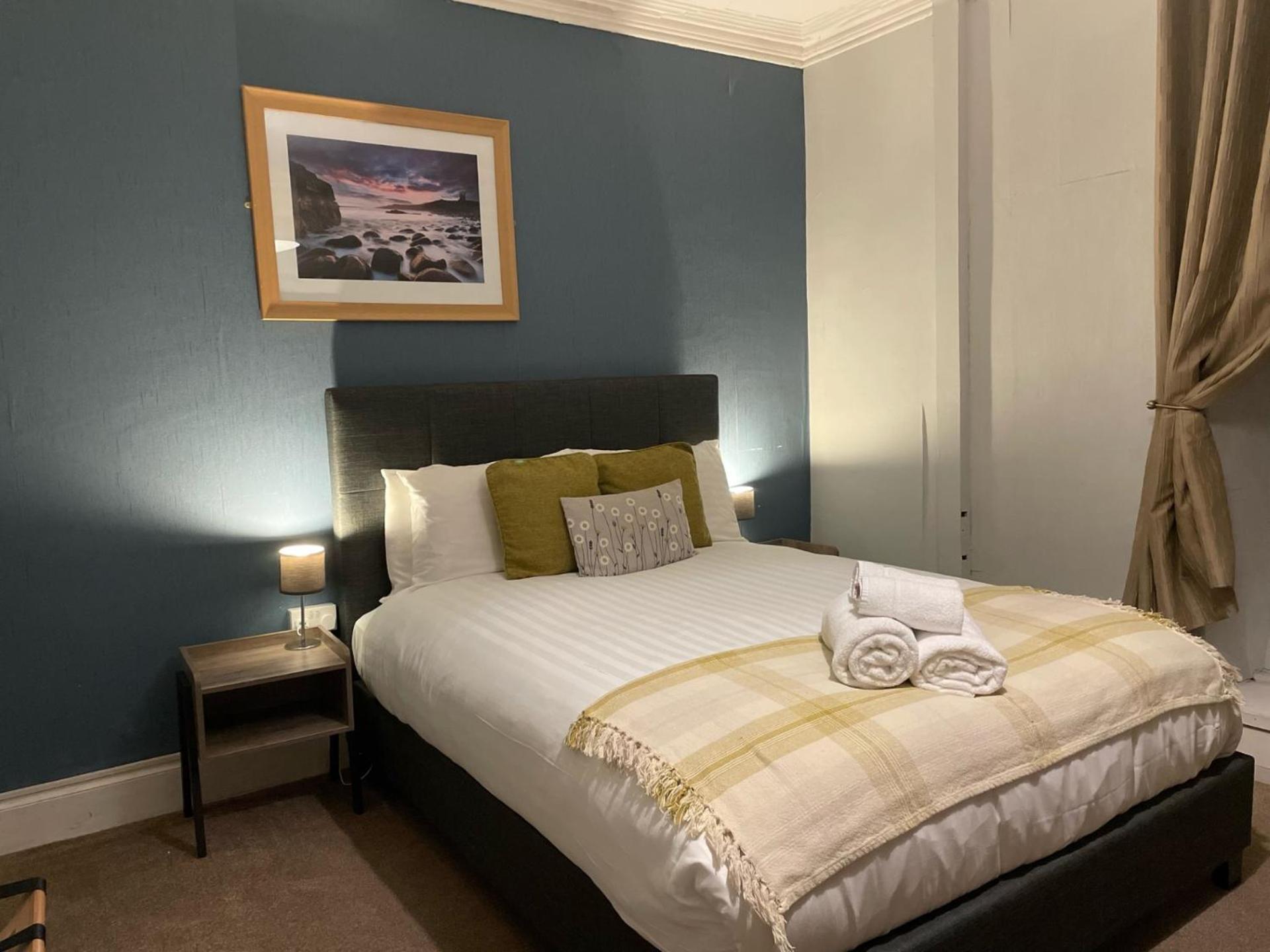 Prince Llewelyn Hotel Бетгелерт Экстерьер фото